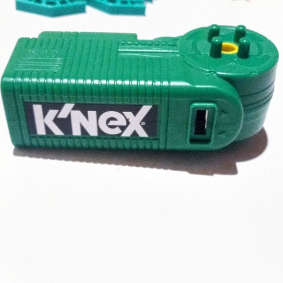 K'Nex Replacement Part Lot-400 Pieces-Medium Speed Motor-Rods-Connectors-Gears - Picture 3 of 12